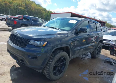 2018 Jeep Grand Cherokee Upland 4X4 из США, поврежденный, VIN 1C4RJFAGXJC403664